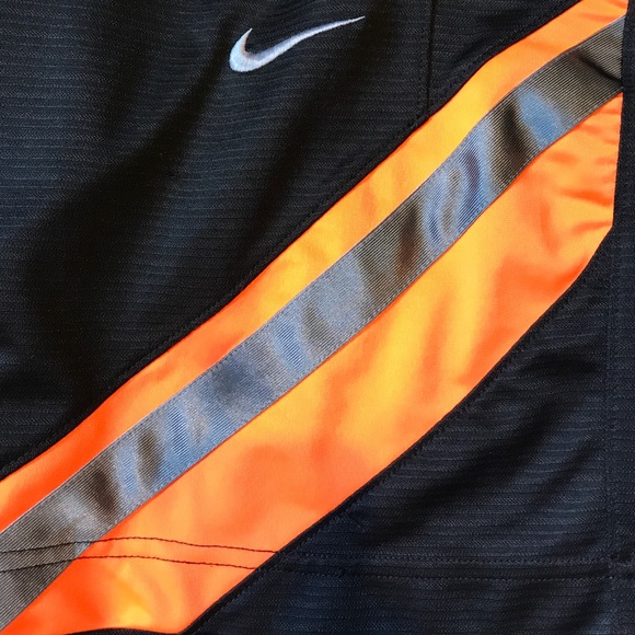 Nike shorts - Picture 2 of 3